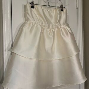 Elegant Cream Strapless Dress